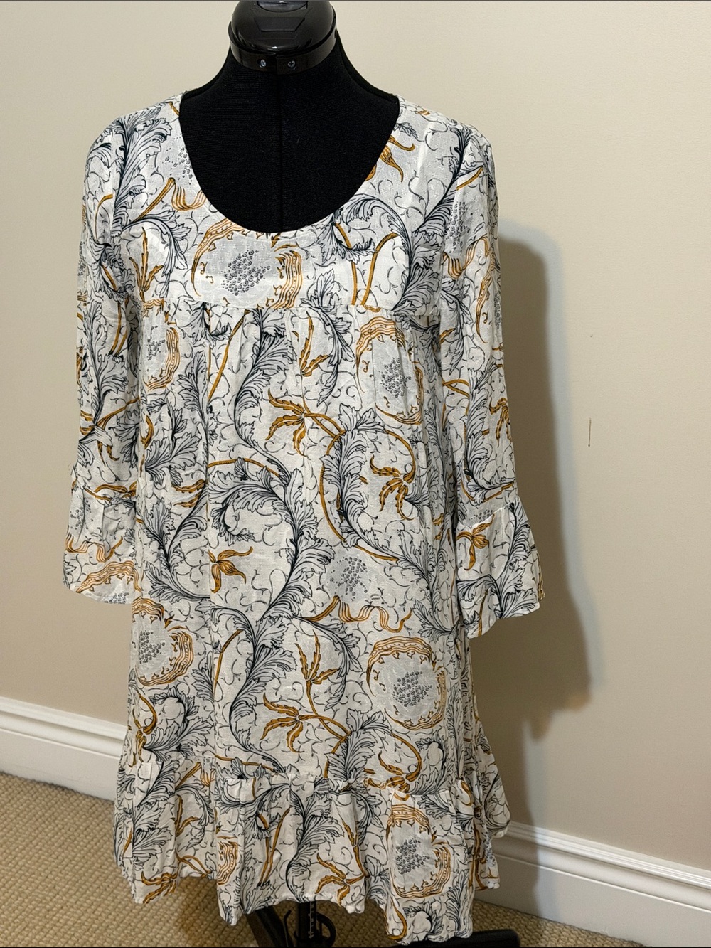 HINGE ANTHROPOLOGIE Bohemian Ruffle Dress with Attached Slip